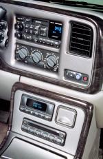 GMC Yukon 2000 года